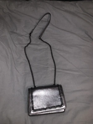 Axel väska  - 🤩liten väska 