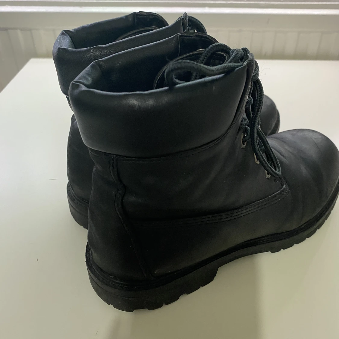 Boots 50kr + frakt  - 91