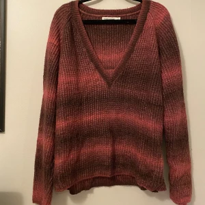 Stickad tröja från Carin Wester - Stickad tröja från Carin Wester i storlek s (oversize)