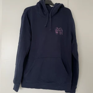 Ursäkta hoodie - Ursäkta duons hoodie. Använd 1 gång.