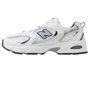 New balance 530 - Som nya new balance 530, Fårtal gånger använda i väldigt bra skick. 