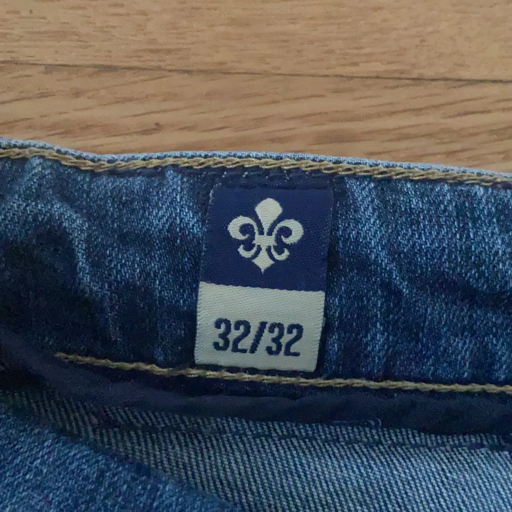 Knappt använda Morris jeans i storleken 32/32. Jeans & Byxor.