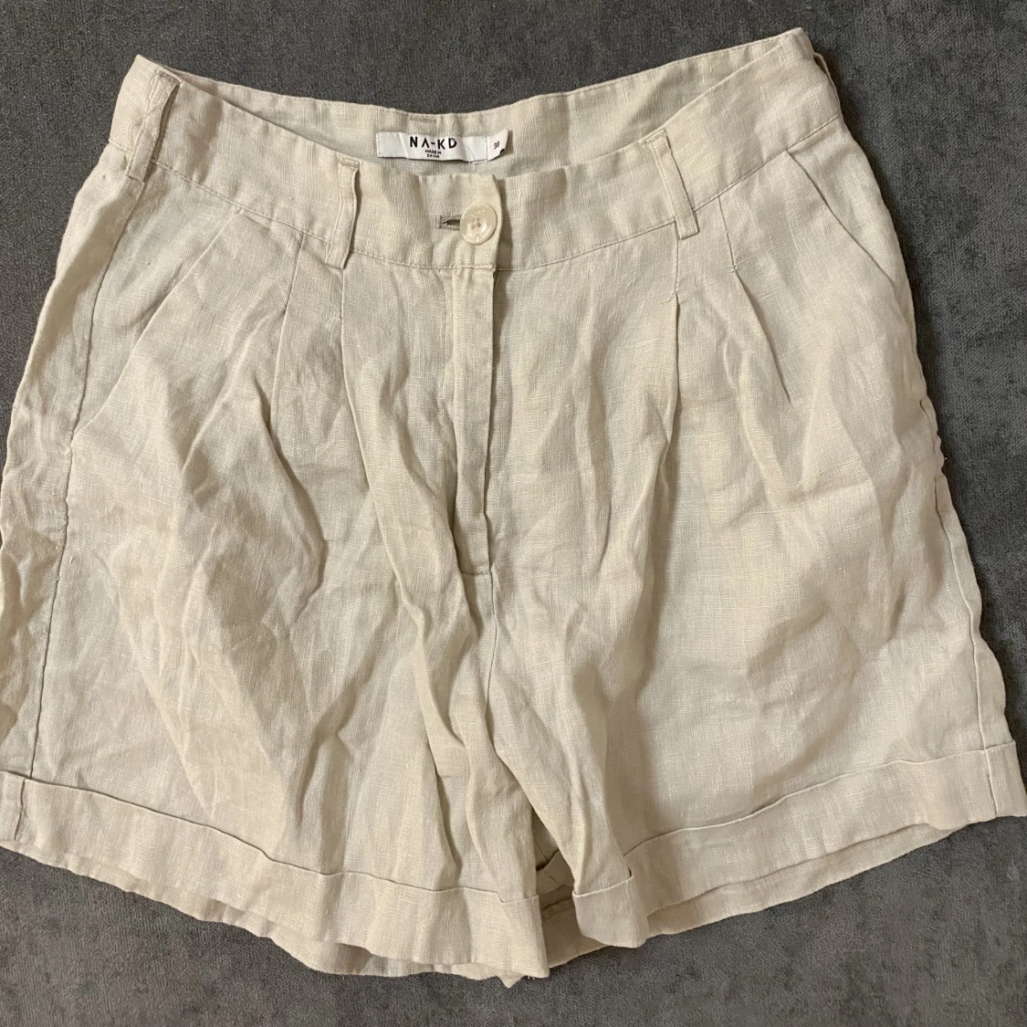 Linneshorts nakd  - 90