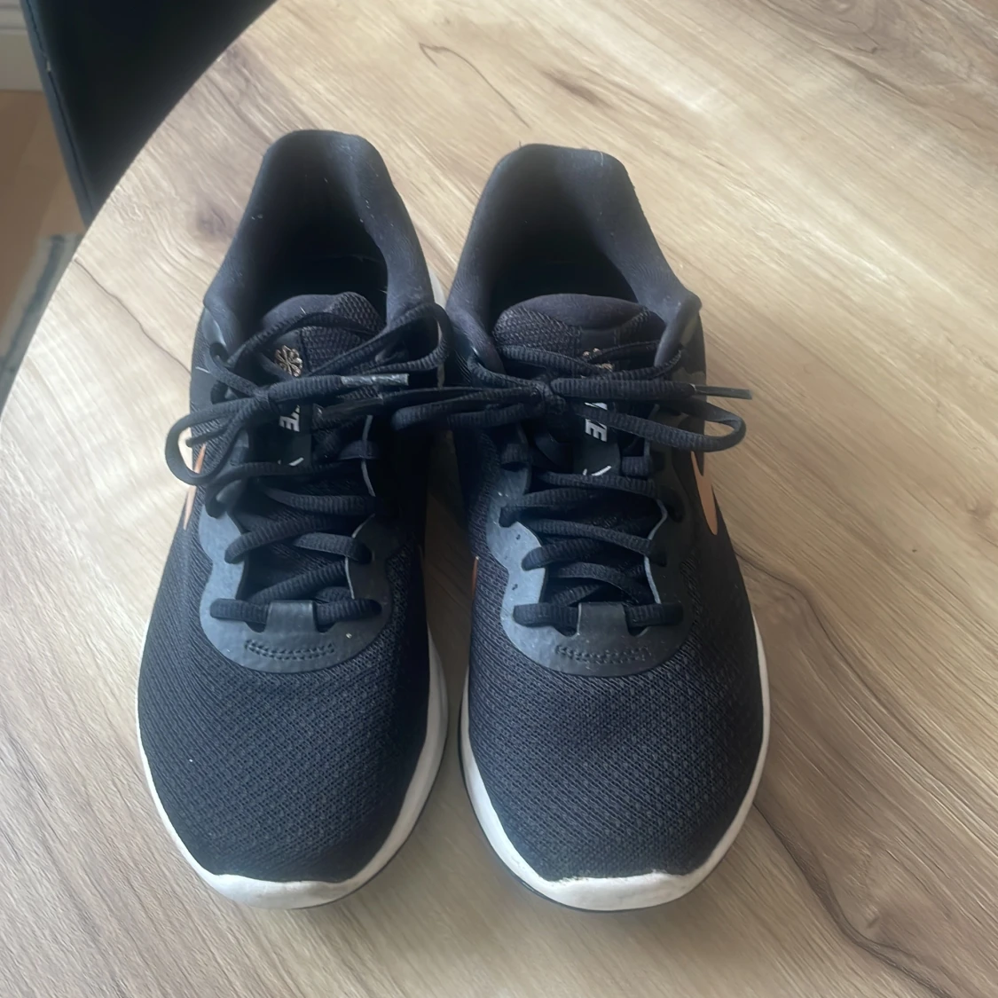 Nya Nike sneakers - 90