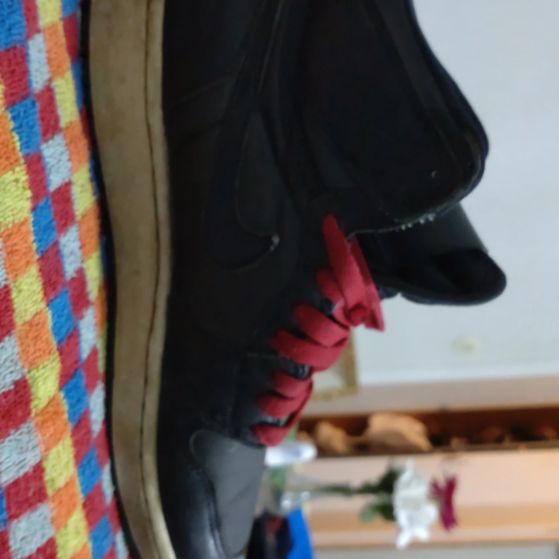 Air Jordan 1 high black n red