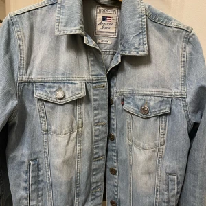 Jeansjacka - Jeansjacka från Lexington.