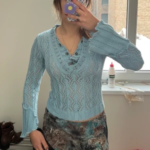 Blå tröja - Tröjan är i fin sick❤️