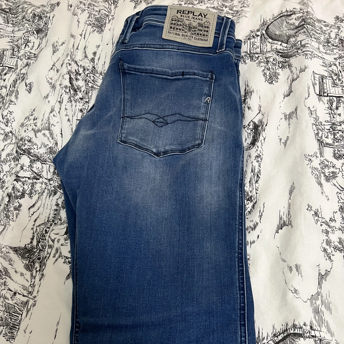 Replay jeans strl 33 (ALDRIG ANVÄND) - 90