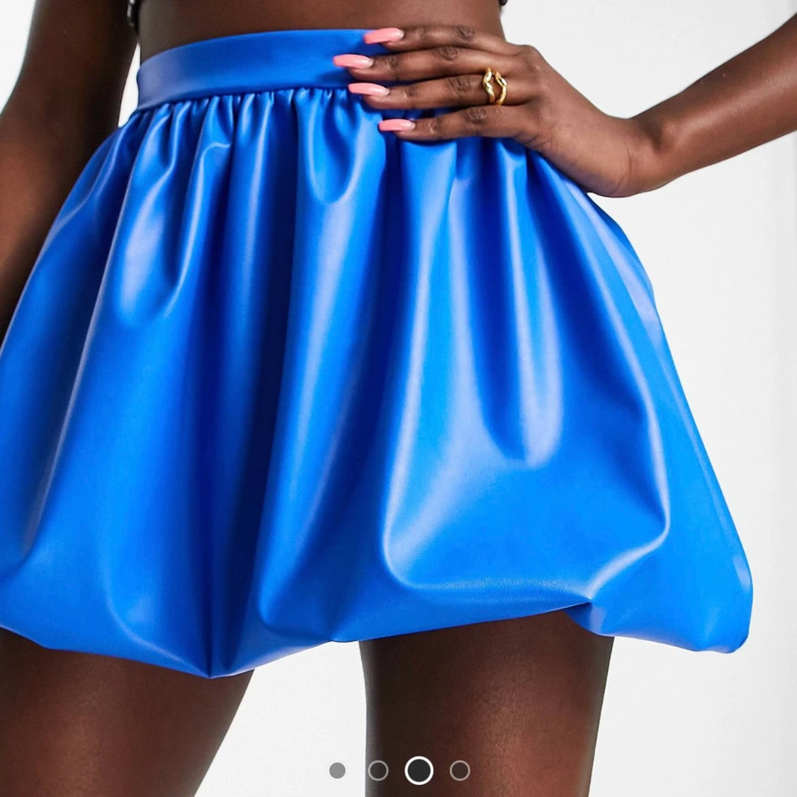 Kjol i läderimitation  - 90