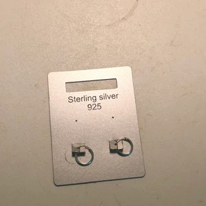 ÄKTA ÖRHÄNGEN - Säljer dessa då jag inte använder de, de är äkta från Guldfynd. 90kr + 13kr frakt :)