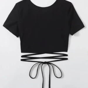 Tröja öppen rygg  - Ej använd! Säljer pga för kort för min smak💓