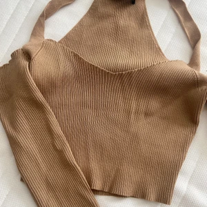 Topp - Superfin beige topp från Shein, skriv om man vill se hur den sitter på