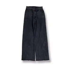 Bleached black Wide Jeans med 5 fickor Passar Storlek 36/S