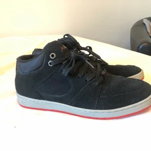 Es slim x wade us 7 fint skick - Es slim x wade storlek 40 i fint skick Använda några gånger.. 