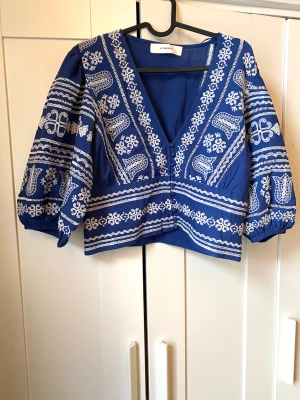 Puffed arm top with beautiful details  - Puffed arm top with beautiful details. Never worn 