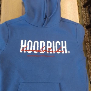 Blå hooodrich  - Real not fack   meet in Stockholm 