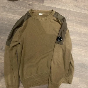 cp company  - cp company sweater, typ knitted asgo och såklart äkta