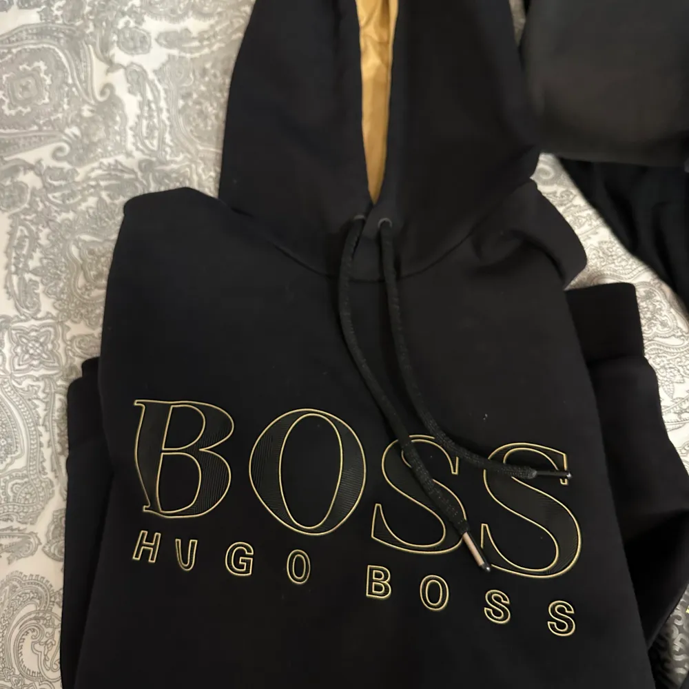 Hugo boss hoodie  Org pris 1499. Hoodies.