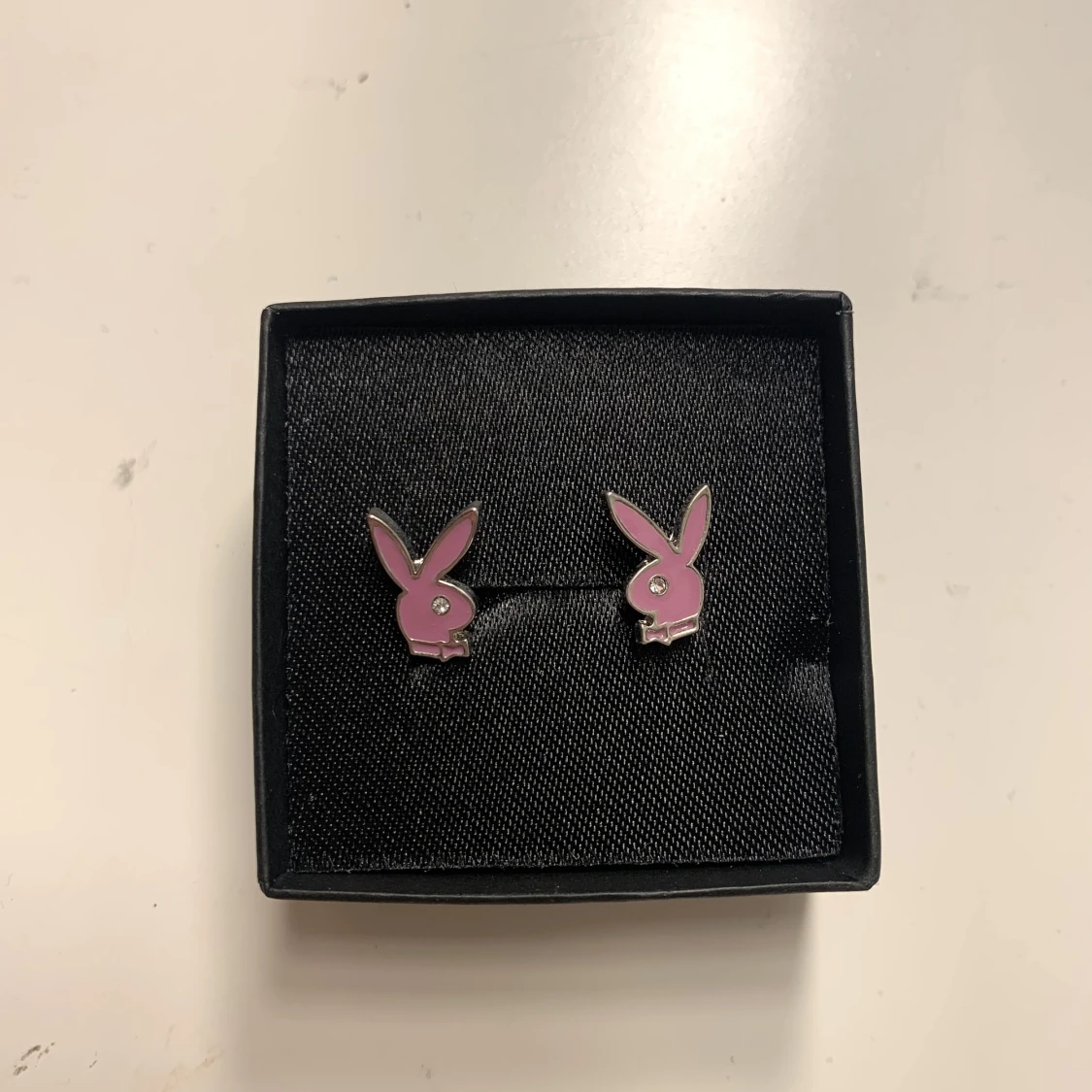 Playboy Öronhängen  - 90