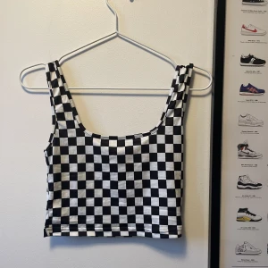 Crop top - Crop top, aldrig använd. 