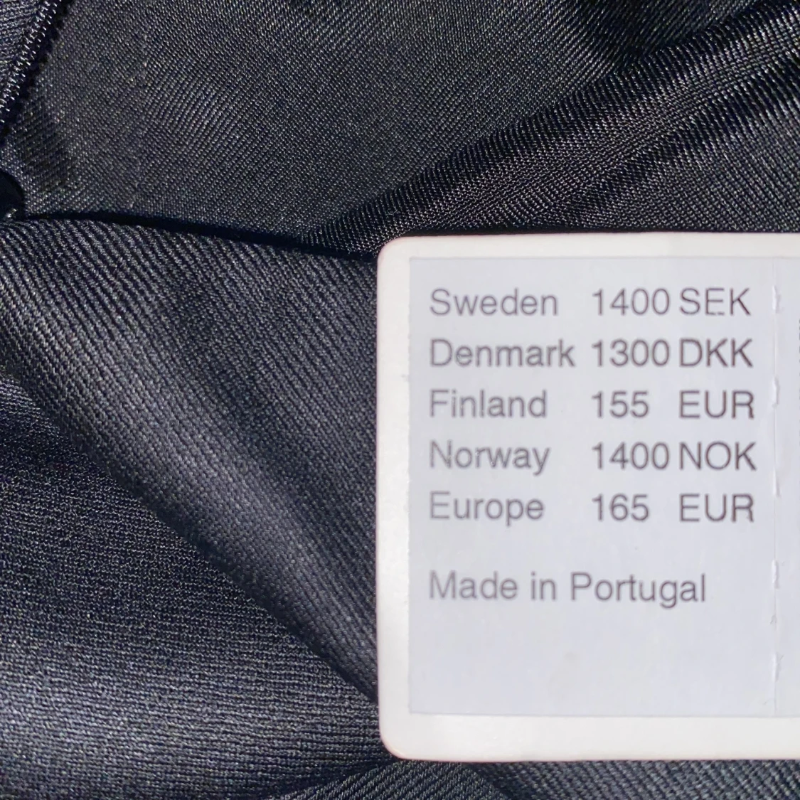 Svart kjol (Filippa K) - 91