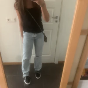 Jeans - Bikbok jeans storlek 34 tror jag💗