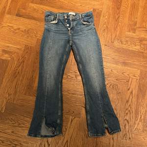 Slut sålda jeans från zara 