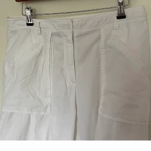 Cargo byxor - kköo alla tre för 300 ( 115 styck ) + frakten, kan diskuteras till lägre om de behövs, storlek S/M på alla ( köpa för för 190 + styck) 💞