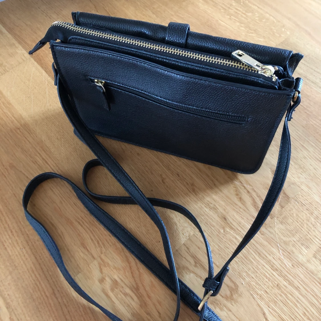 Svart väska - 91