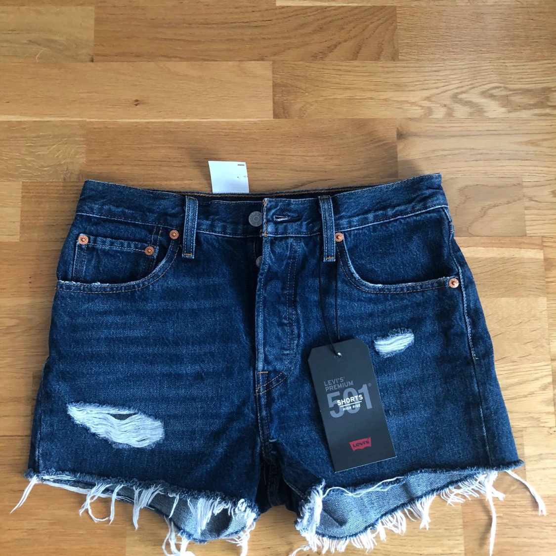 NY! Levi’s shorts