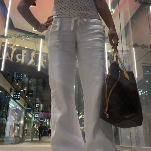 Alobha linnebyxor  - Kan sälja för ett bra pris, men byter gärna mina byxor som är i storlek S mot ett par i Xs. Använt 5-6 gånger så väldigt fina. 