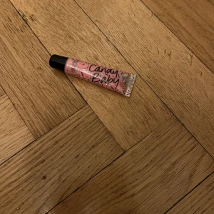 VS läppglans  - Victoria Secret läppglans oanvänt❤️ byter oxå 