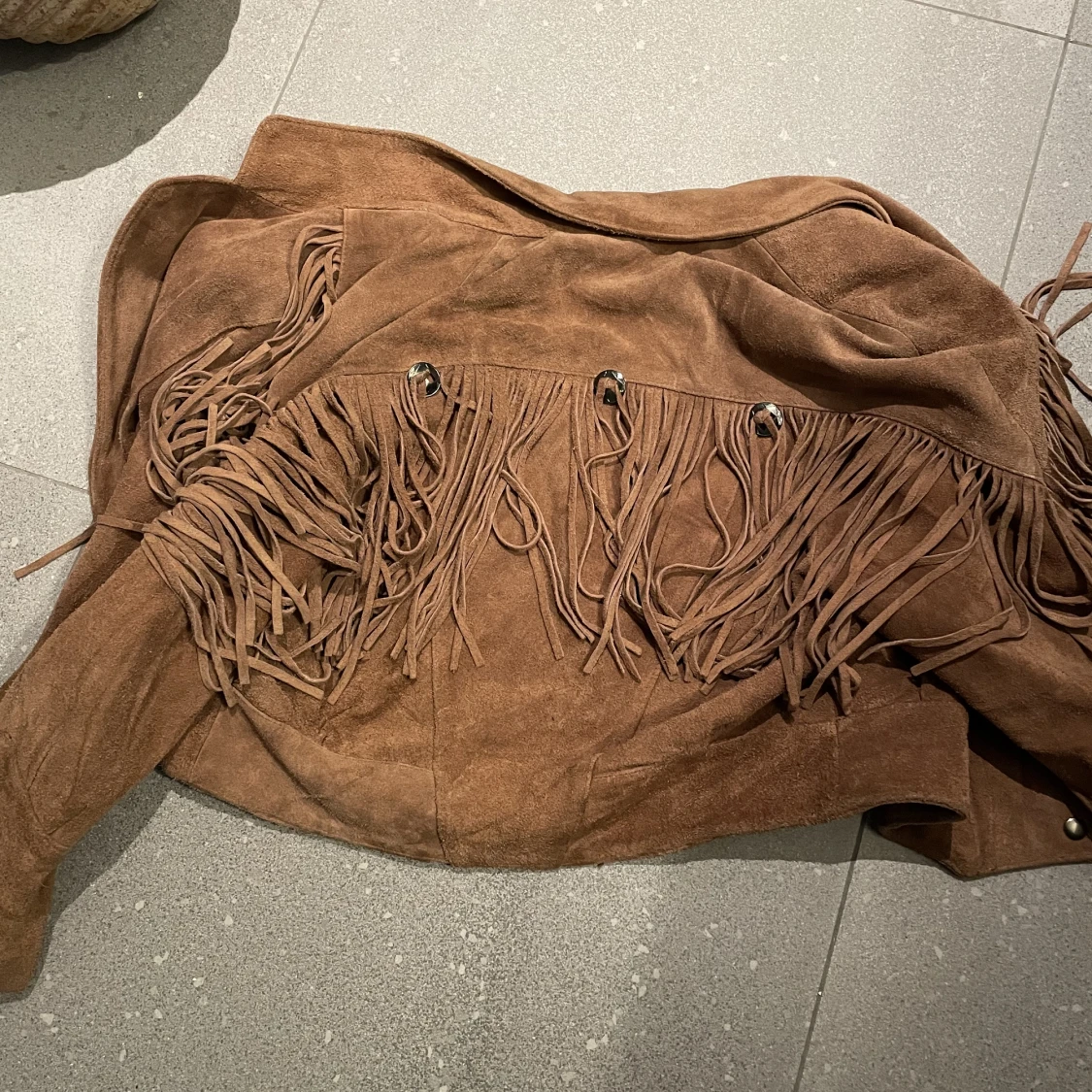 70-tal fransjacka i äkta mocka