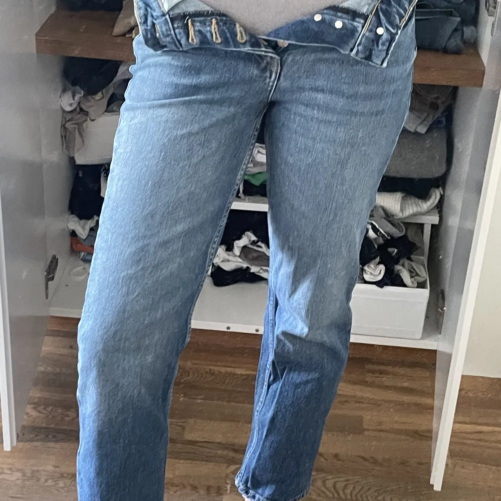 Jeans från Gina i bra skick men lite små för mig. Jeans & Byxor.