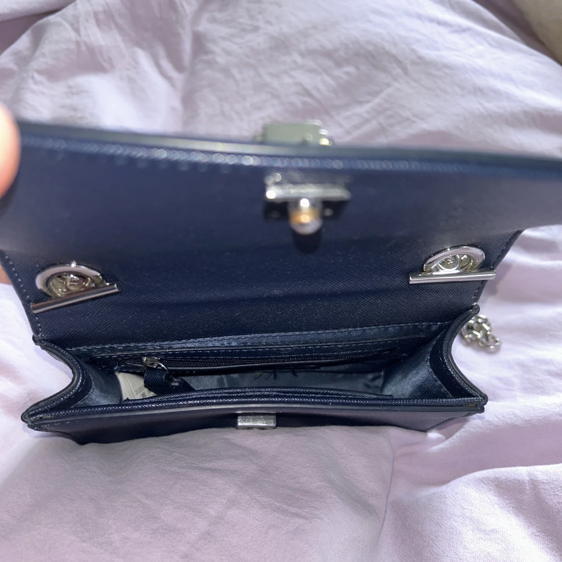 Marinblå Valentinoväska - 91