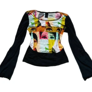 Tröja med utsvängda armar - Jättecool tröja med utsvängda armar💗