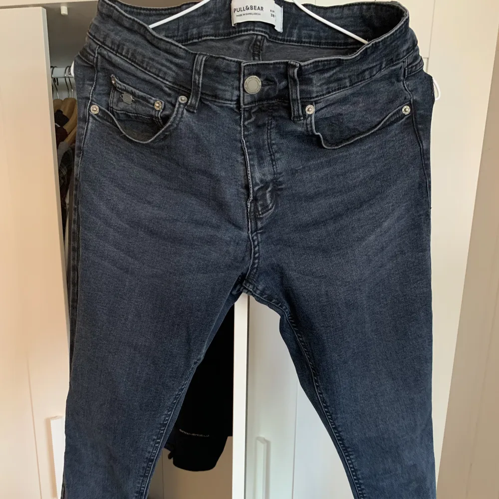 Good condition  Small damage details . Jeans & Byxor.