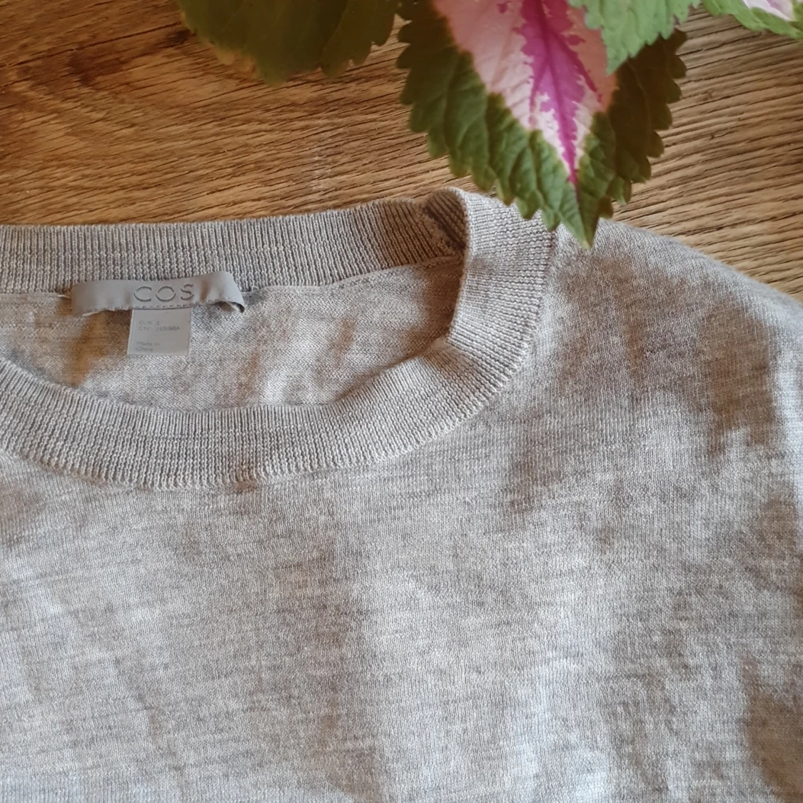 COS tröja i ull - 90