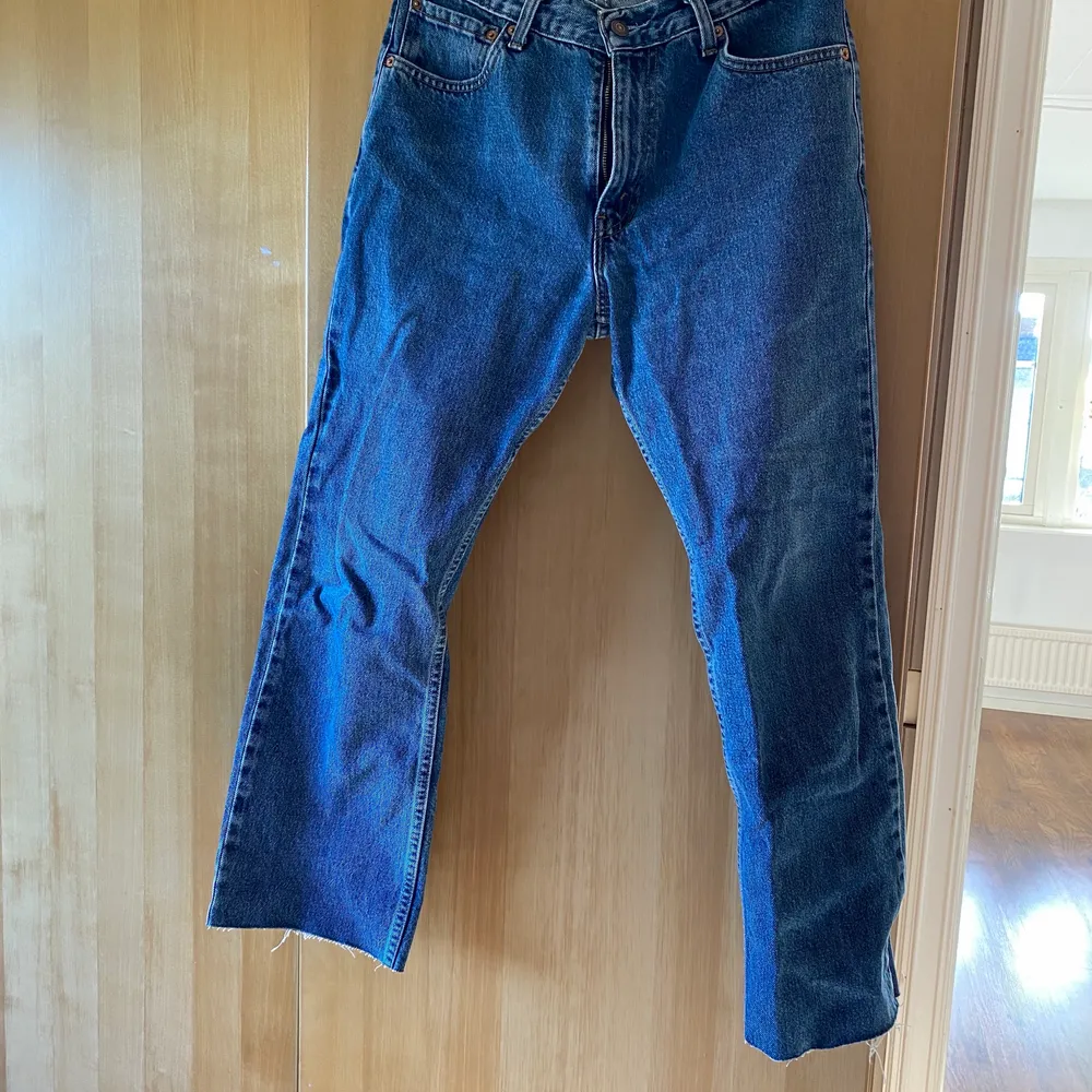 Asfina jeans från Levis. Retro. Storlek W33 L32. Passar en M/L. . Jeans & Byxor.