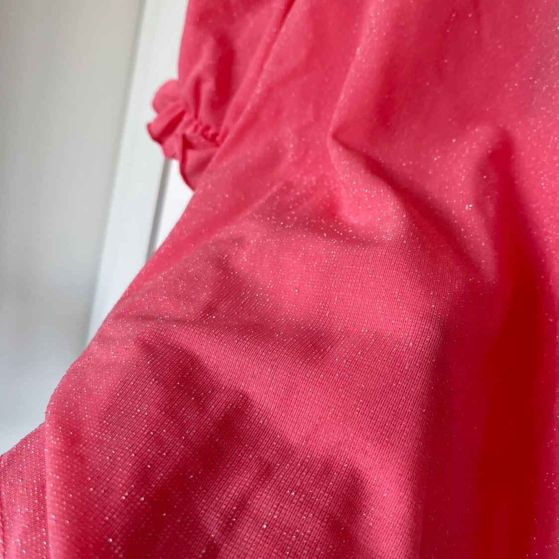 Rosa glittrig topp - 91