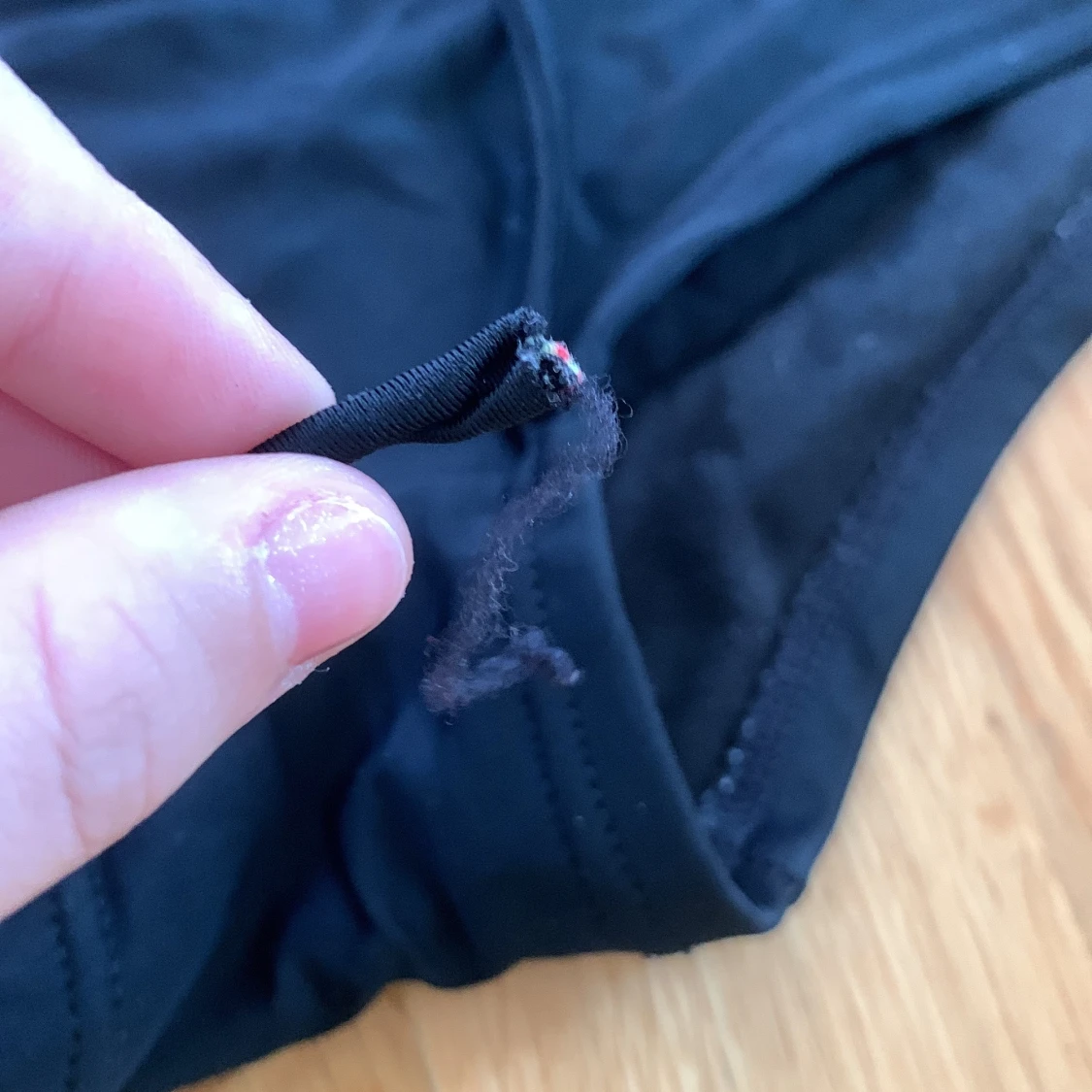 Svart bikini underdel - 91