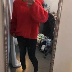 Tröja - Röd stickad tröja