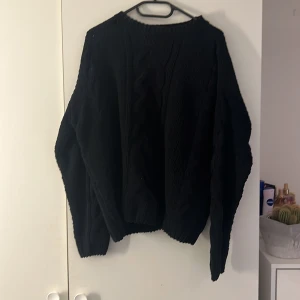 Stickad tröja - Bra skick 