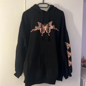 Luvtröja - Oversized luvtröja, bra skick