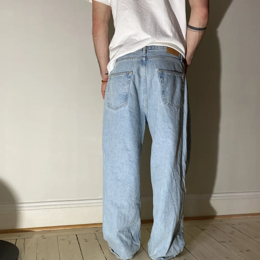 Bra kvalitet, knappt använda. Storlek W30 L30 köparen står för frakt 📦 . Jeans & Byxor.
