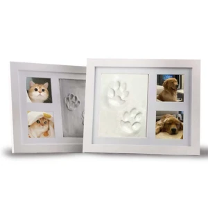 Tassavtryck Ram set - Tassavtryck Ram set låter dig skapa fina minnen tillsammans med ditt husdjur genom att låta din hund eller katt göra tassavtryck. Ram medföljer. Packad i en presentkartong. Frakt: 70kr