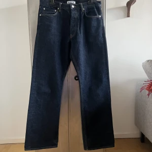 Hope rush denim - Stolek 31  Som nya!   Nypris 2200