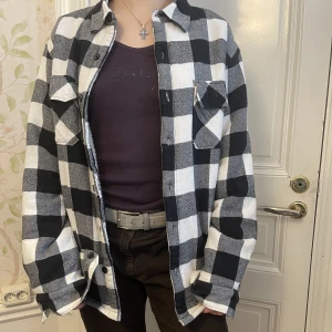Winter flannel from Dickies - Super varm och skön flanellskjorta från Dickies, storlek large. Pris kan diskuteras ✌🏽