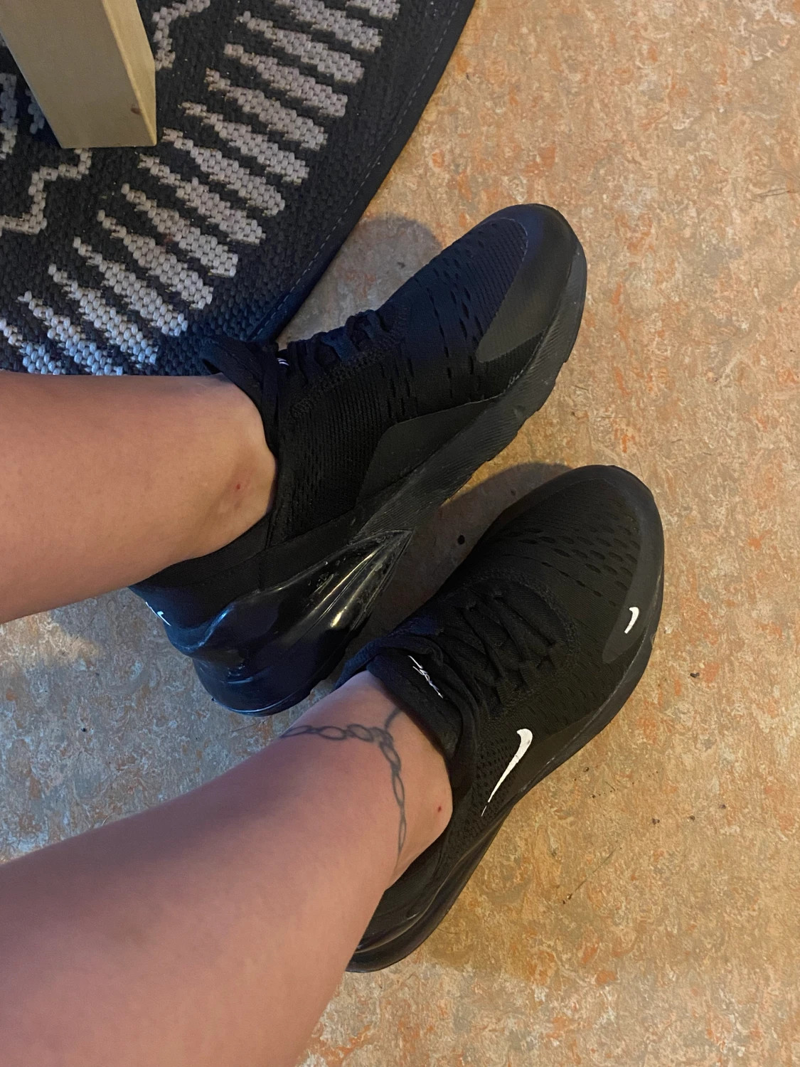 Nike air Max 270  - 90