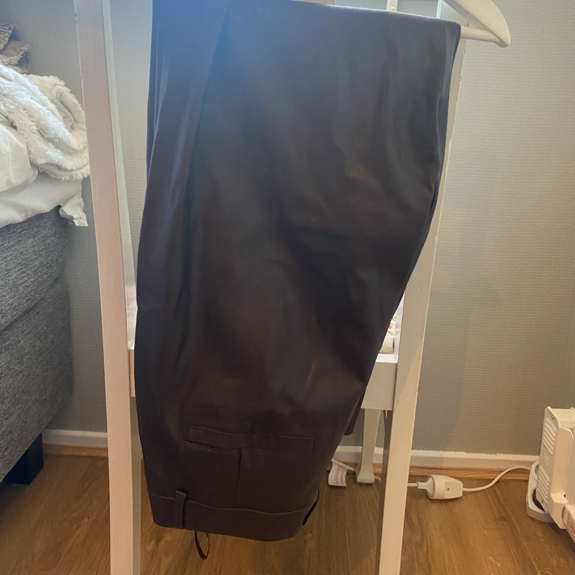 Bruna skinnbyxor storlek S - 90
